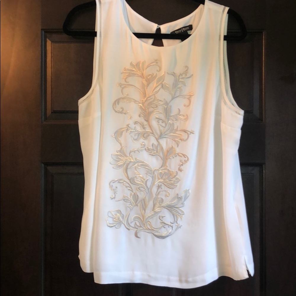 WHBM beautifully detailed silk sleeveless blouse